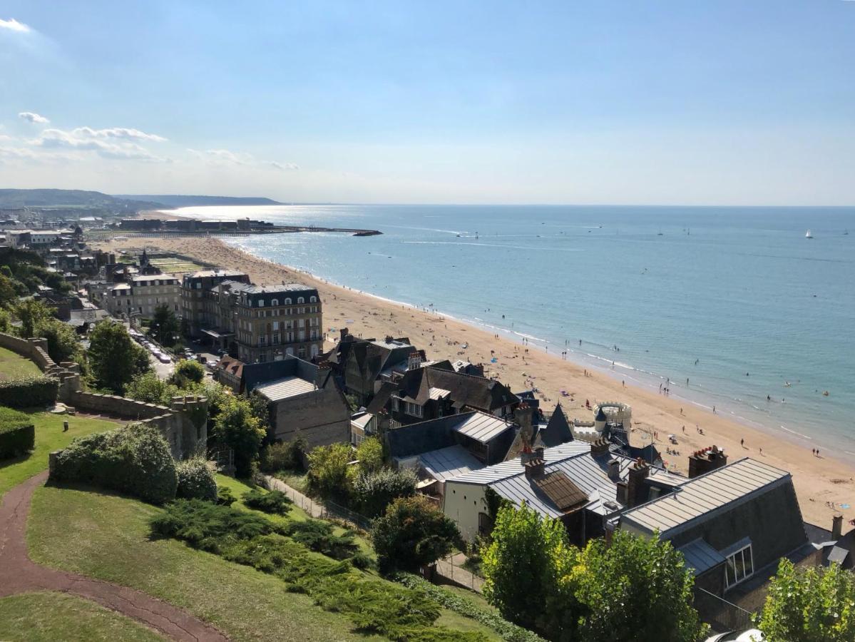 Domaine Des Roches Apartment Trouville-sur-Mer Exterior photo